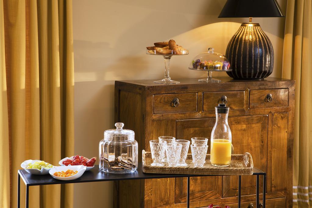 Hotel De France Angerville  Eksteriør bilde